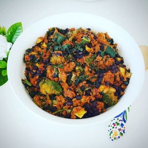 Red quinoa, kale and black bean&nbsp;Salad